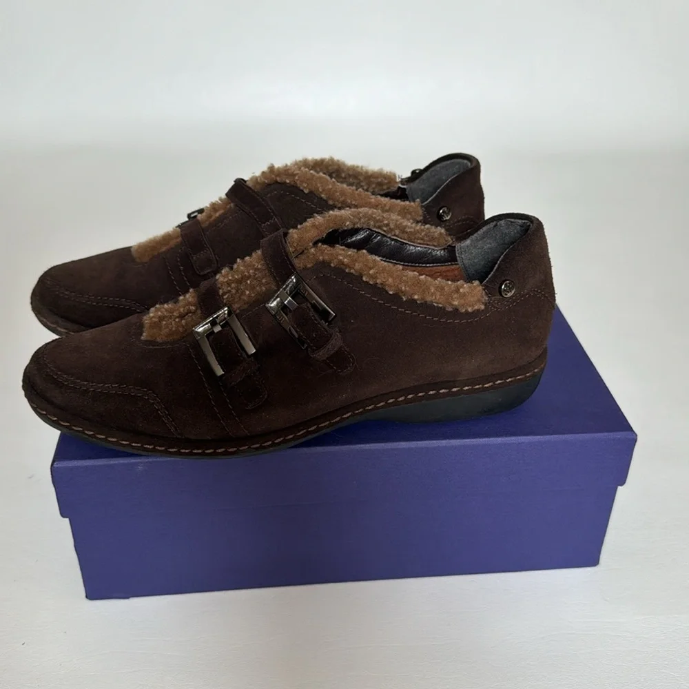 Stuart Weitzman Shoes 7.5 M Sherpa Trimmed Slip On  Brown Suede buckles - Picture 3 of 8